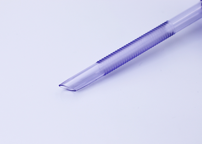 Beveled design of outer casing