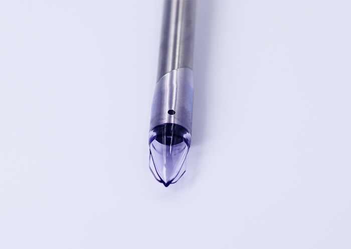 Puncture core blunt tip design