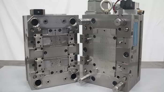 Optimizing Output: Unpacking the Crucial Processing Environment for Precision Injection Molds